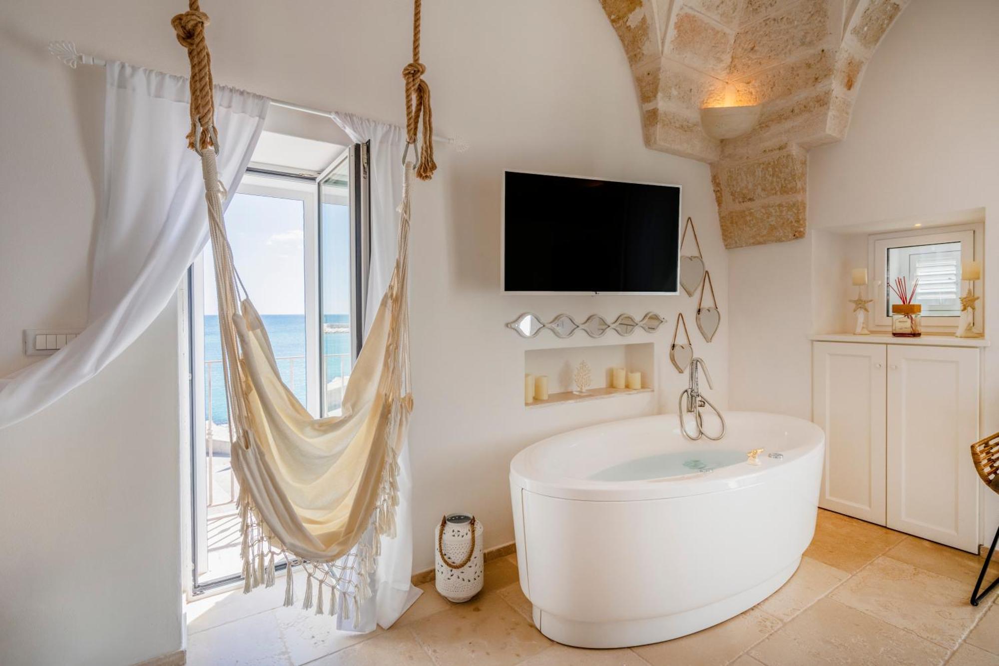 Apulia Charming Suites - Casa Rossa Suite Perla E Suite Corallo Savelletri Exterior foto